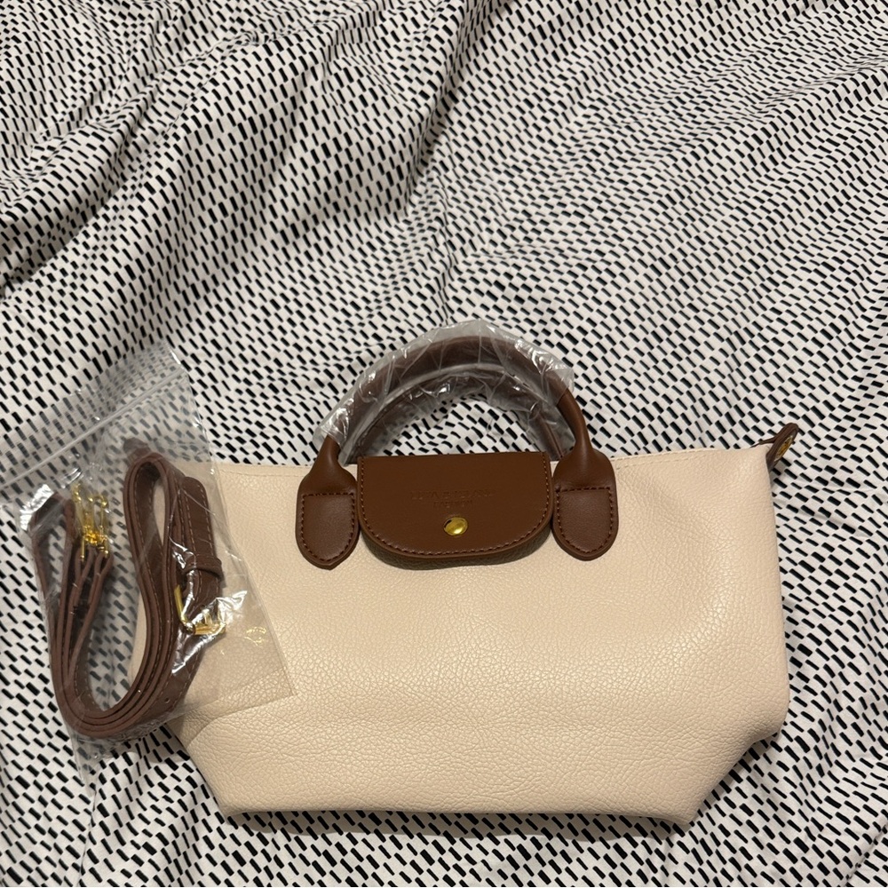 Elegant Cream and Brown Handbag from boutique